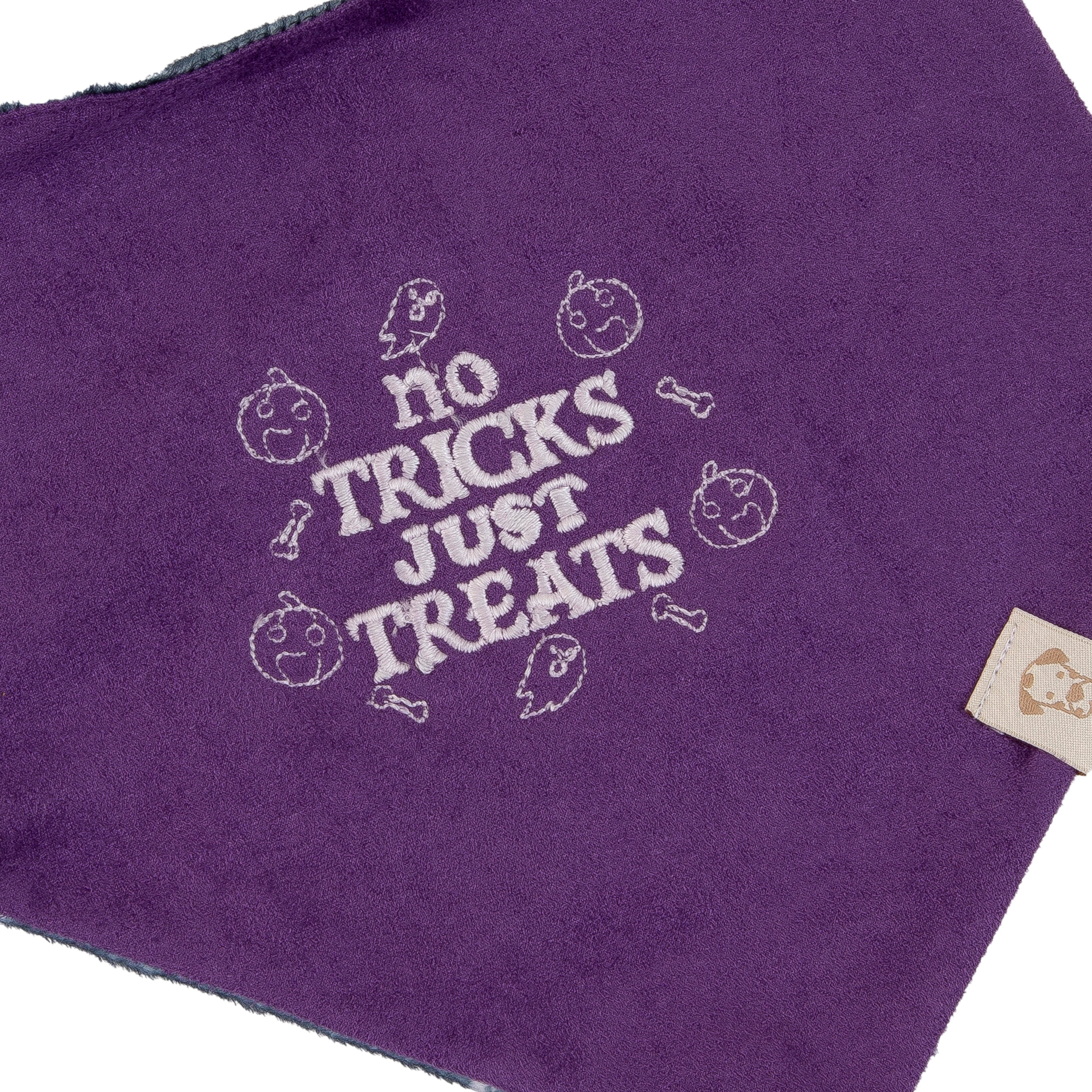Pet Bandana Halloween NO TRICKS JUST TREATS